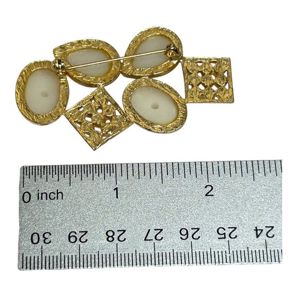 Vintage 1980s Faux Pearl Gold Tone Geometric Cluster Brooch - Picture 4 of 5